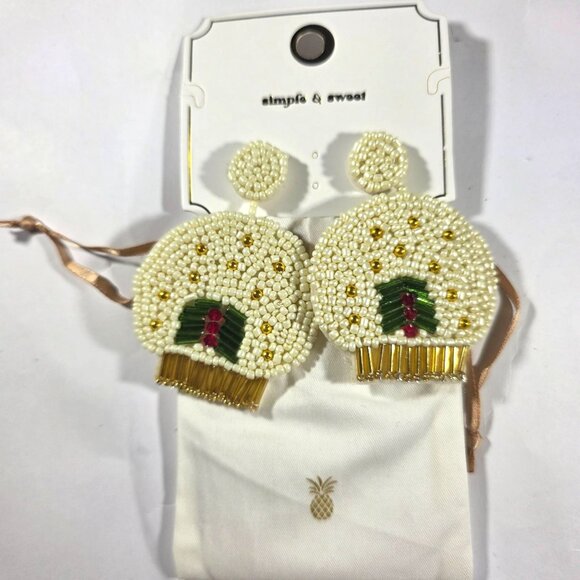 Simply Southern Beaded Holiday snow Globe Earrings Gold Accents Gift Pouch tree - Picture 1 of 4